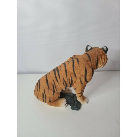 SANDICAST Large Decorative Resin Tiger Figurine - Picture 3 of 7